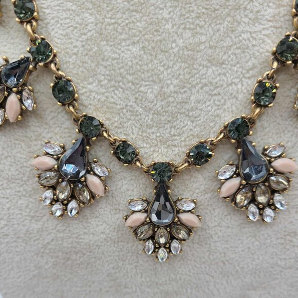 j Crew Smokey Gray and Blue Crystal Gold Tone Necklace - Picture 3 of 9
